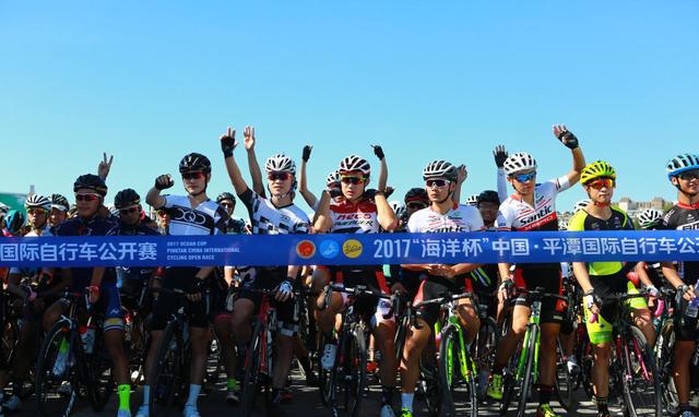 电竞激情碰撞二次元2025艾欧尼亚杯萤火虫漫展限定赛事来袭